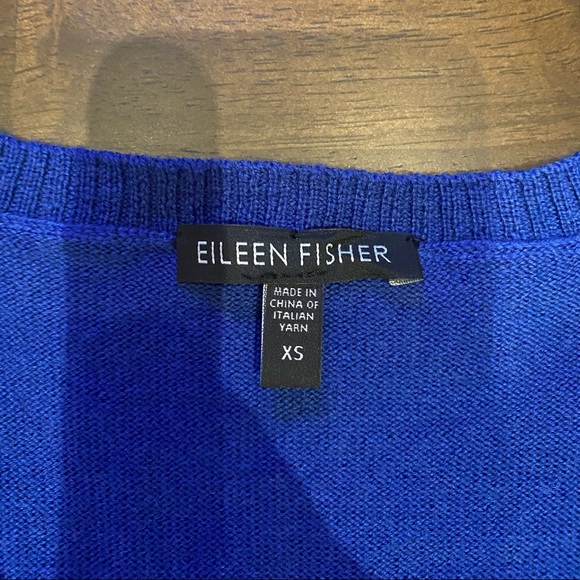 Eileen Fisher 100% Merino Wool V Neck Sweater - Picture 3 of 4